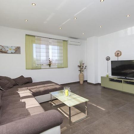 Villa Luka Nedeščina Zewnętrze zdjęcie